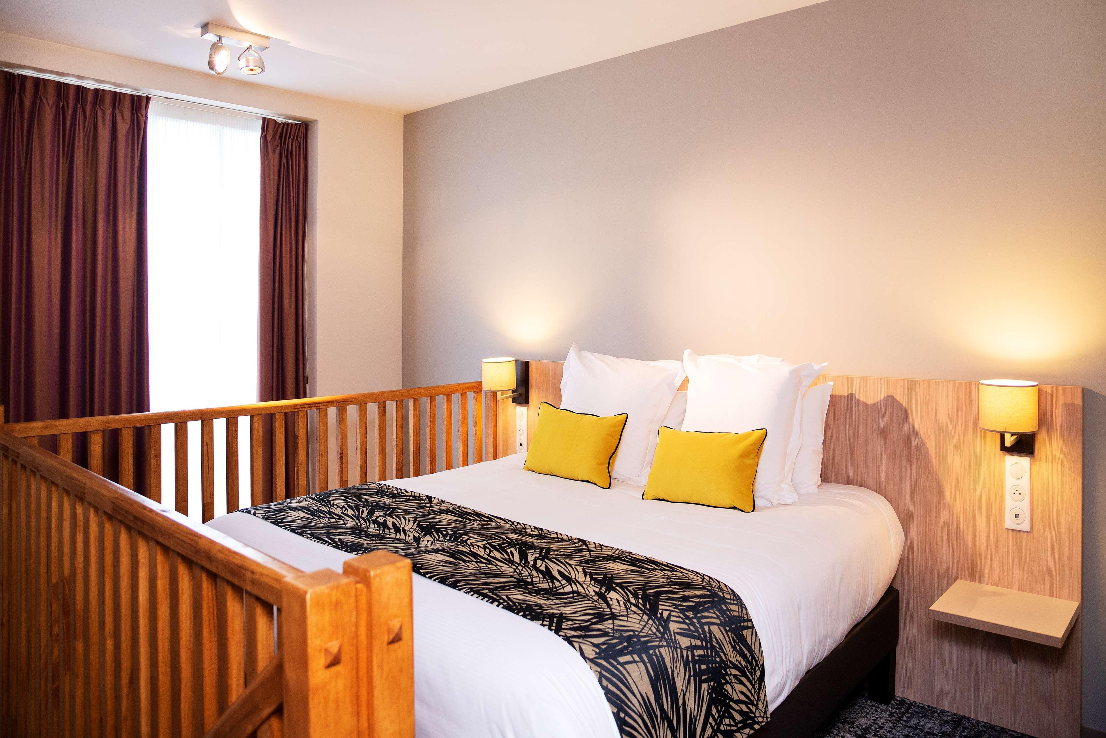 Best Western Plus Hotel Colbert Châteauroux Esterno foto