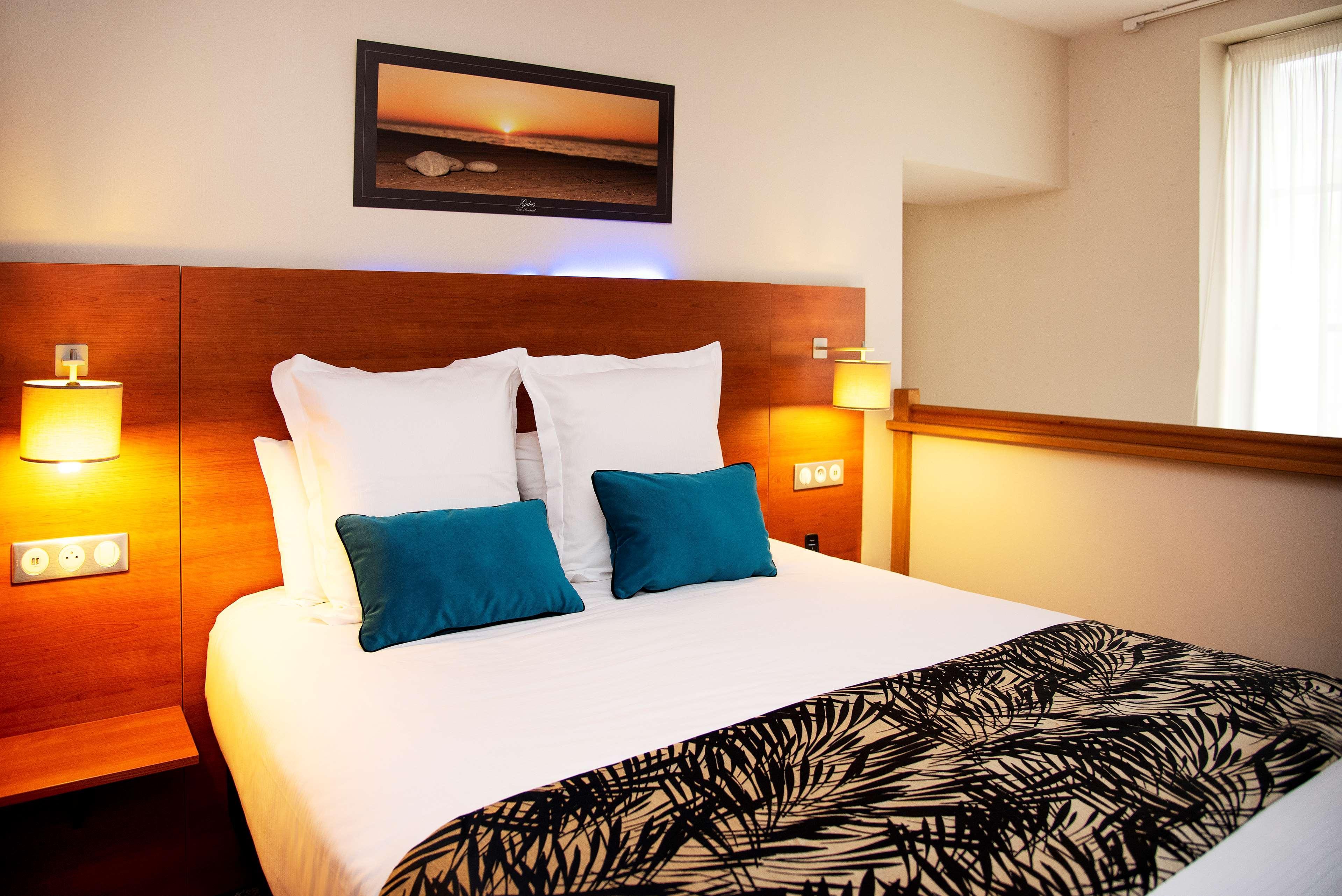Best Western Plus Hotel Colbert Châteauroux Esterno foto