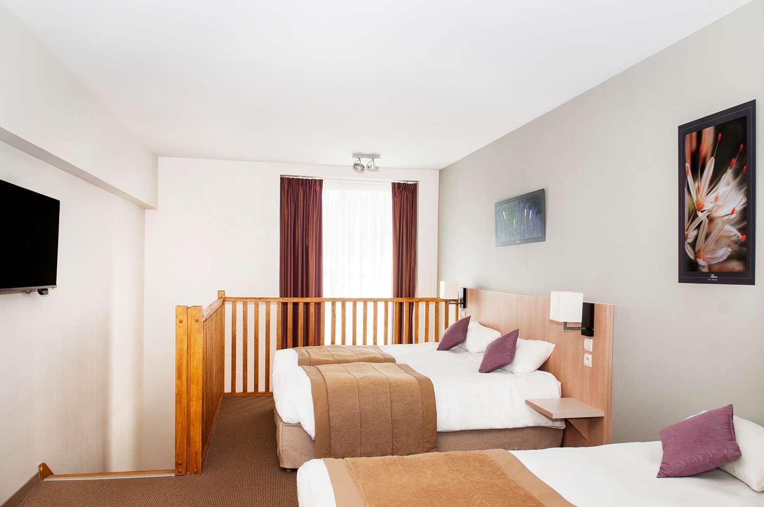 Best Western Plus Hotel Colbert Châteauroux Esterno foto