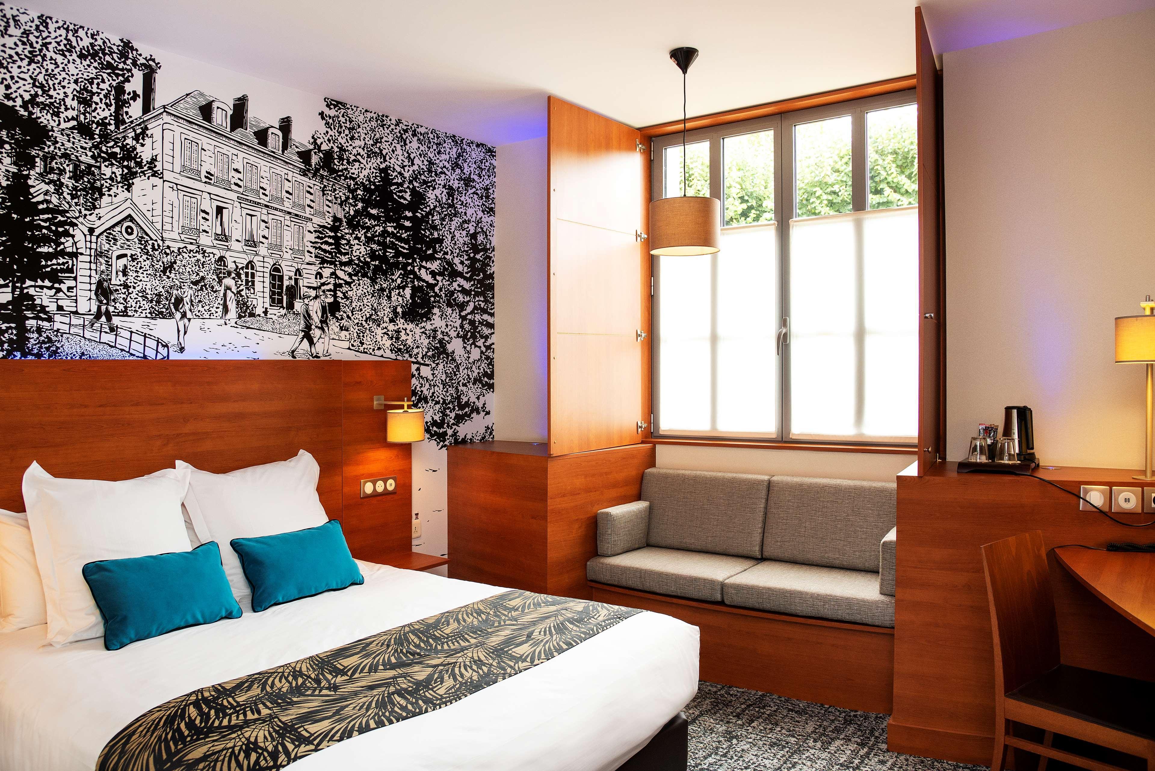 Best Western Plus Hotel Colbert Châteauroux Esterno foto