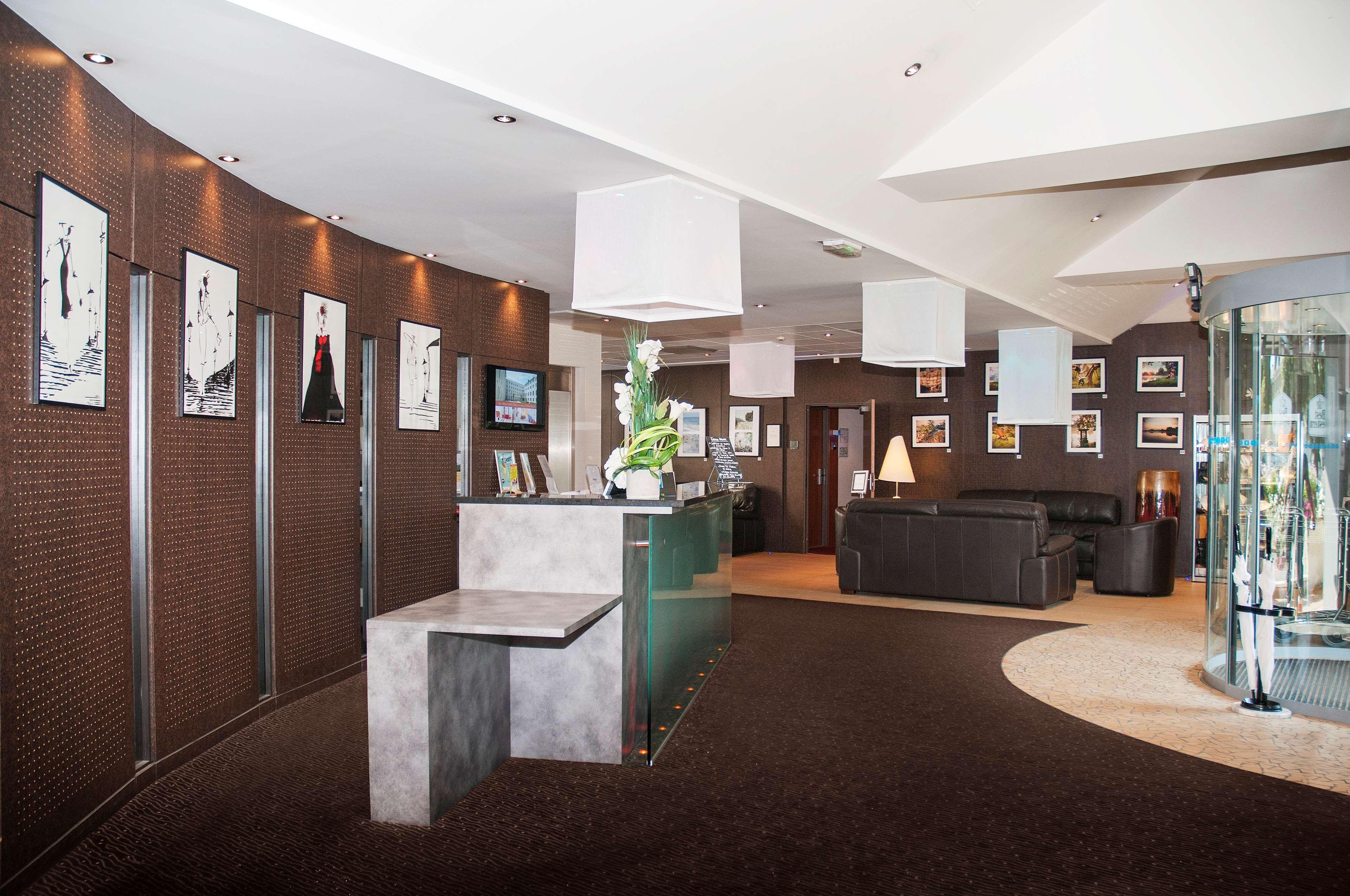 Best Western Plus Hotel Colbert Châteauroux Esterno foto