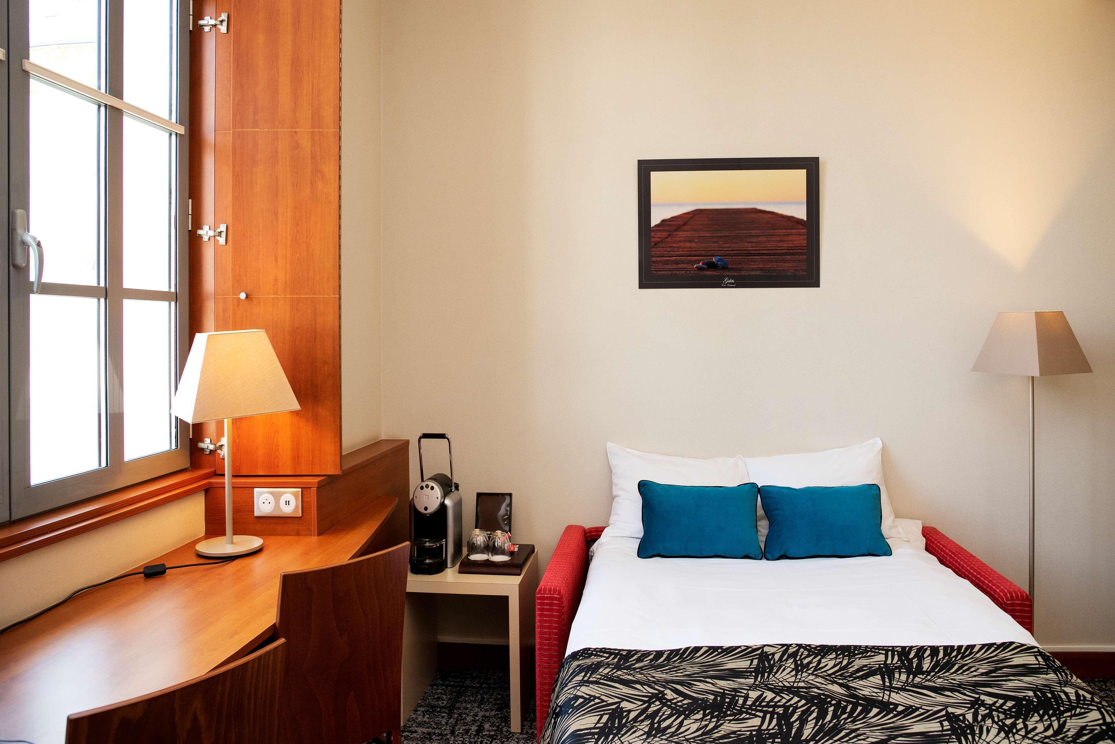 Best Western Plus Hotel Colbert Châteauroux Esterno foto