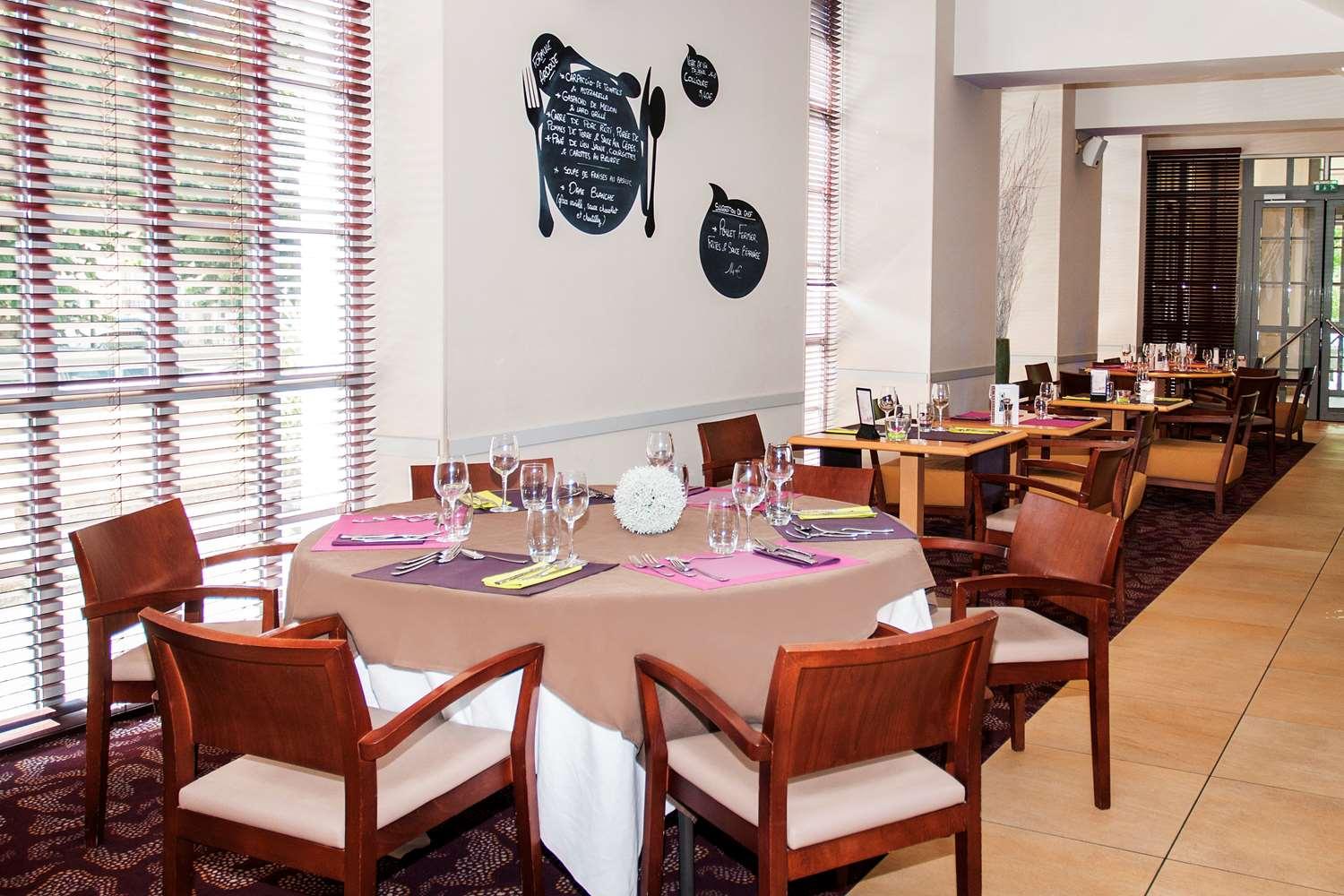 Best Western Plus Hotel Colbert Châteauroux Esterno foto