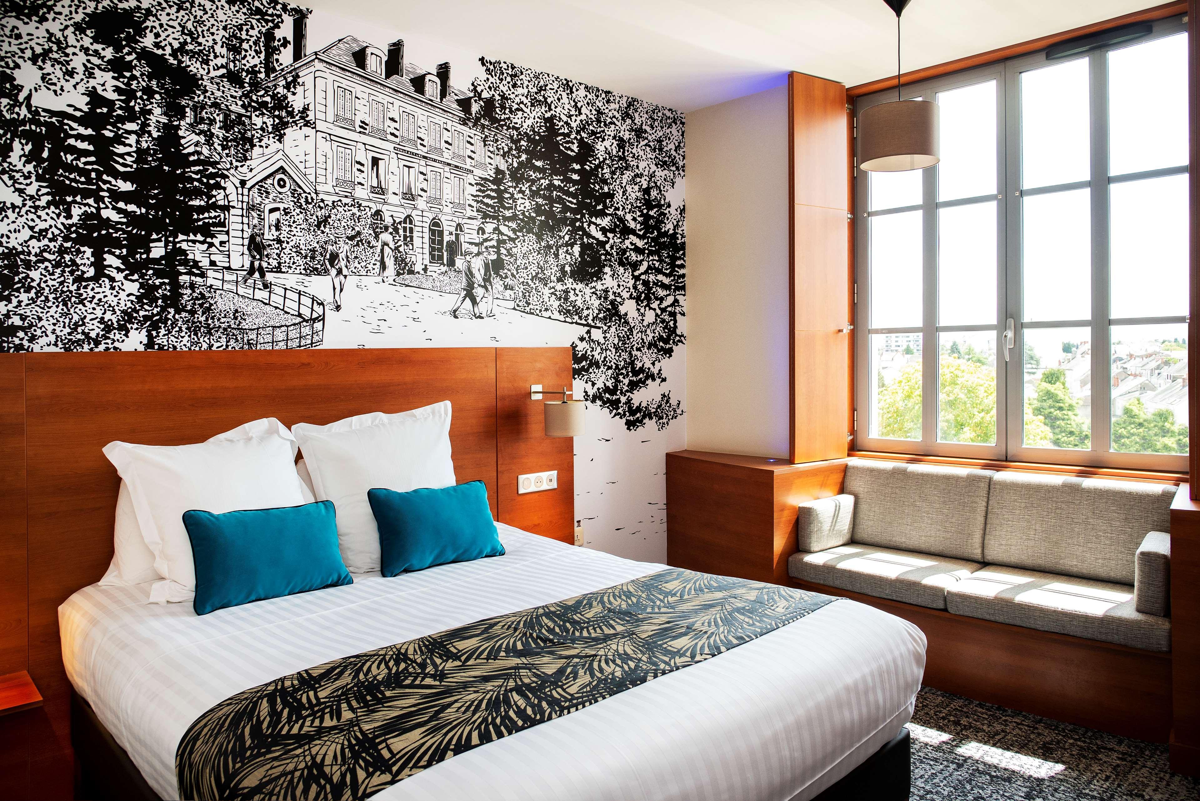 Best Western Plus Hotel Colbert Châteauroux Esterno foto