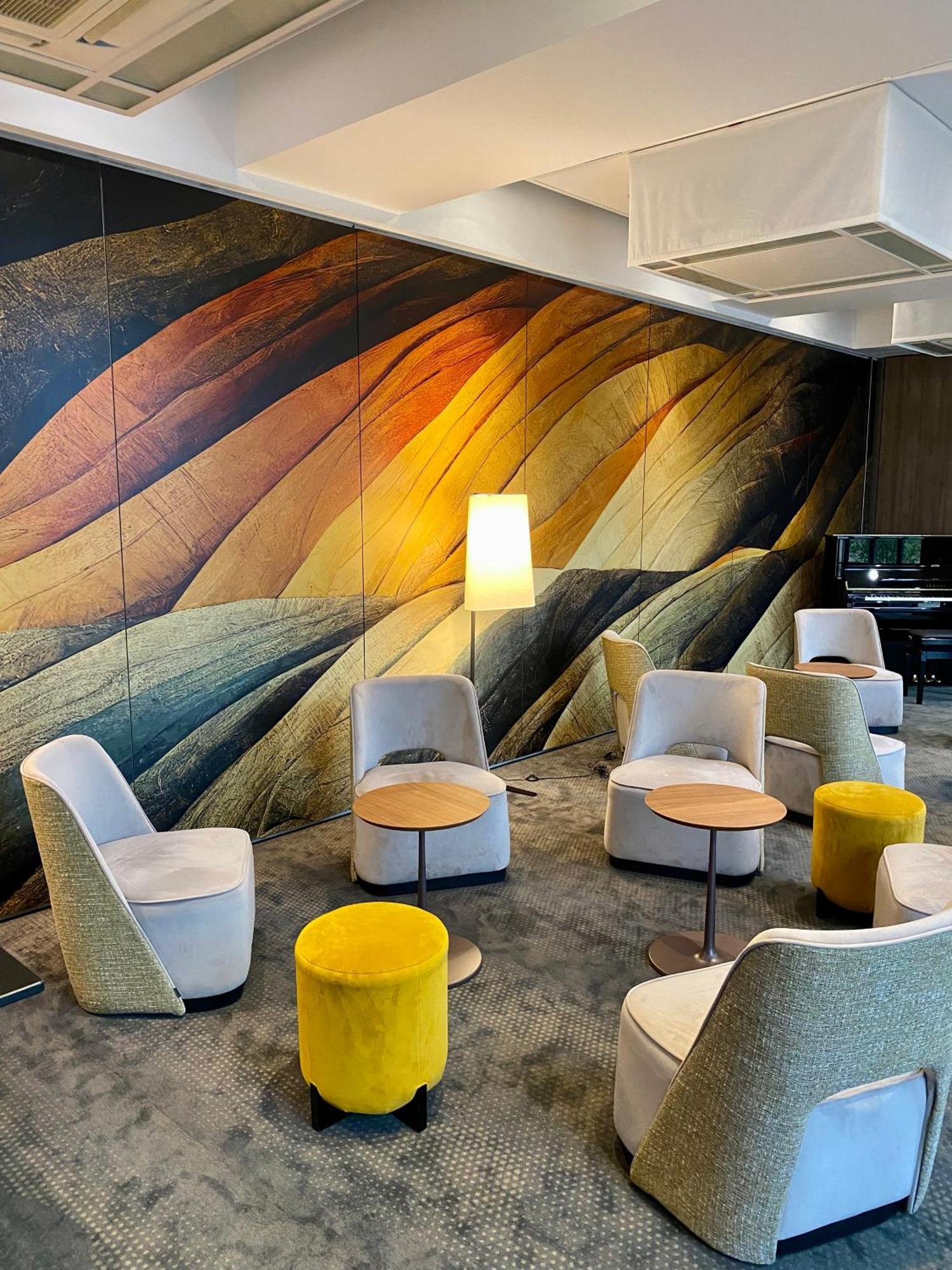 Best Western Plus Hotel Colbert Châteauroux Esterno foto